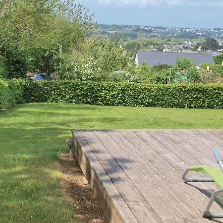 2 Bedroom Nice Home In Plestin Les Greves Esterno foto
